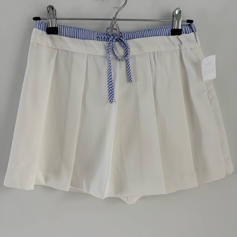 All in Favor Contrast‎ Detail Pleated Skort in White Women’s Size XS NEW